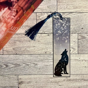 Bookmark-Crescent City themed-Wolf w/ moon and stars.