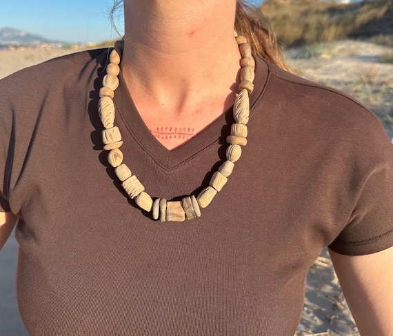 réplica collar Neolítico | cuentas de cerámica cocidas en hoguera | amuleto Ibero | cerámica primitiva. Collar Celtibérico