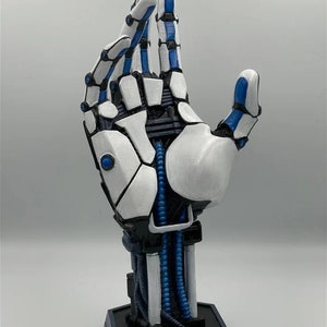 Futuristic Robot Hand Console Controller Holder Sci-Fi Gaming Setup Companion image 4