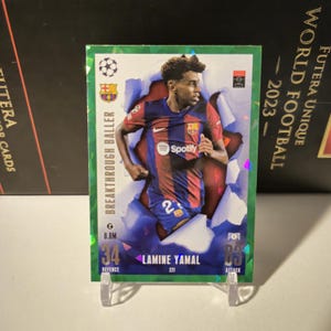 Topps Match Attax 23/24 Lamine Yamal Emerald « Breakthrough Baller ». Carte de football. Carte à collectionner. Expédition combinée. Lisez les informations.