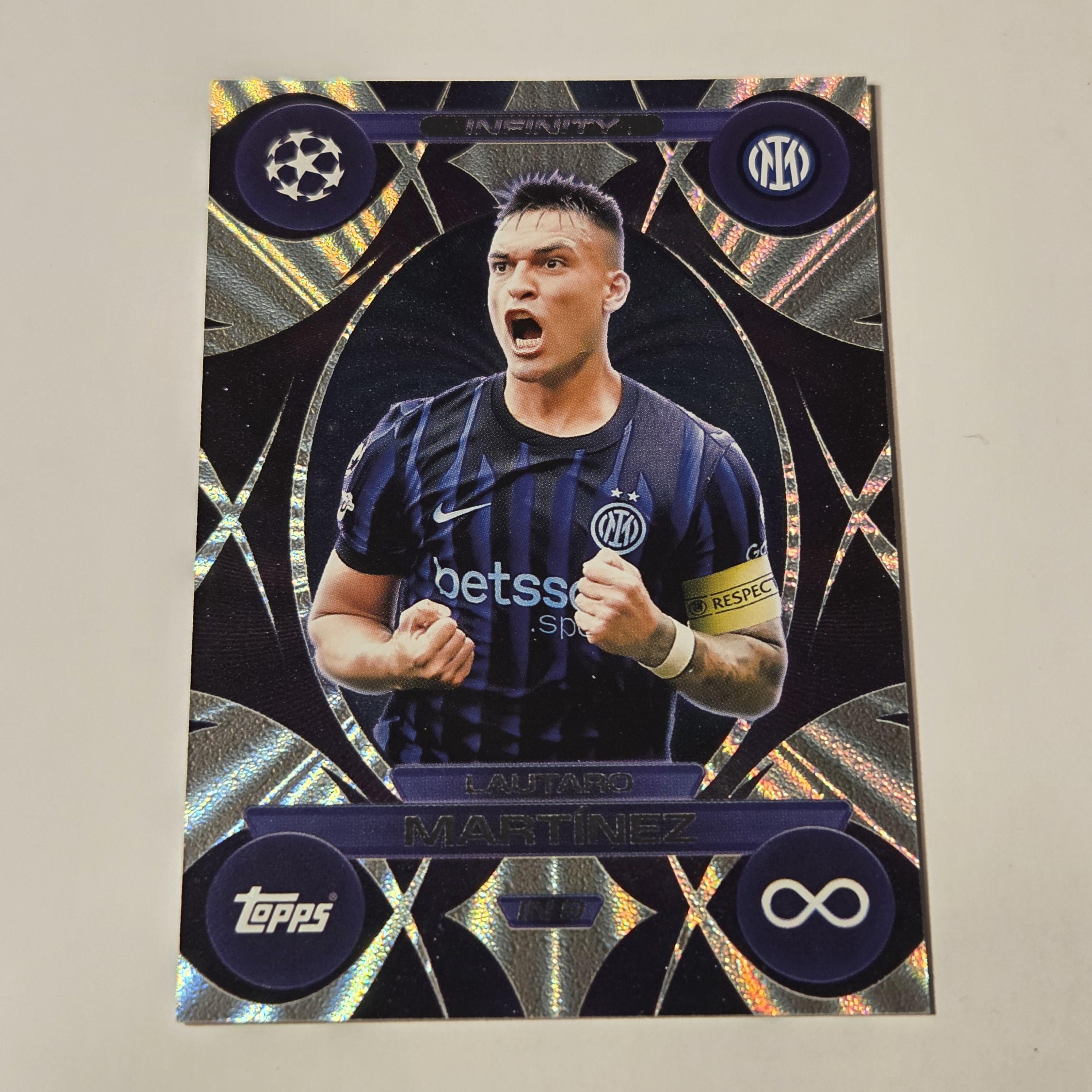 ラウタロ・マルティネス「インフィニティ」Topps Match Attax 25/26
