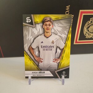 Arda Guler remporte la palme des Superstars 2024. Real Madrid. Carte de football. Carte à collectionner. Expédition combinée. Lisez les informations.