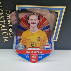 De Jong "Chrome Pro Elite Shield", Topps Match Attax Euro 2024. Países Bajos. Cromos de fútbol. Cromos coleccionables. Envío combinado. Leer más.