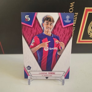 Lamine Yamal RC Topps Superstars 2024. Barcelona. Tarjeta de fútbol. De cartas coleccionables. Envío combinado. Leer información.