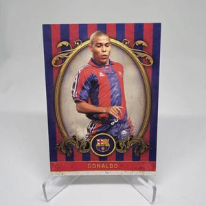 Ronaldo R9, Topps Barcelona Team Set 23/24, /250ex. Barcelona. Soccer card. Trading card. Combined shipping. Read info.