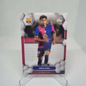 Lamine Yamal Topps Team Set Barcelone 2024. Barcelone. Carte de football. Expédition combinée. Lisez les informations.