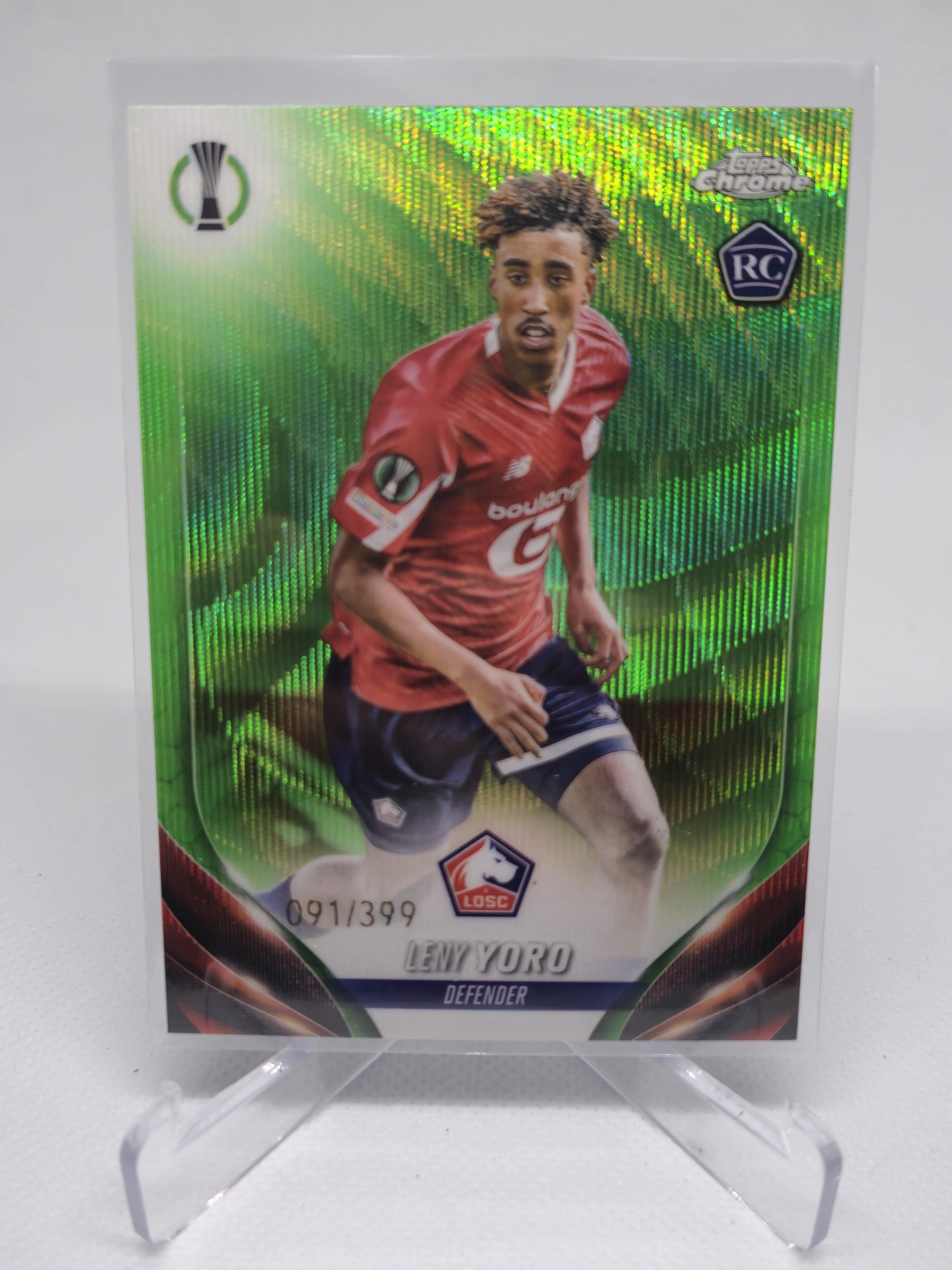 Leny Yoro RC /399ex, Topps Chrome 23/24. Soccer Card