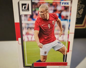 Erling Haaland Panini Donruss 2022/23. Soccer Card. Trading Card