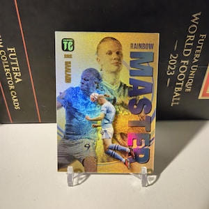 Erling Haaland "Rainbow Master" Panini Top Class 2024. Carta da calcio. Carta collezionabile. Spedizione combinata. Leggi le informazioni.