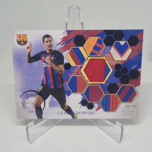 ¡Tarjeta Reliquia de la camiseta usada por Robert Lewandowski en partidos 10/10ex! Tarjeta Topps FC Barcelona 125.º aniversario 2024. Tarjeta de fútbol. Envío combinado.