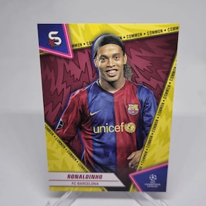 RONALDINHO "Amarillo" Topps UCC Superstars 23/24. Cromos de fútbol. Envío combinado.