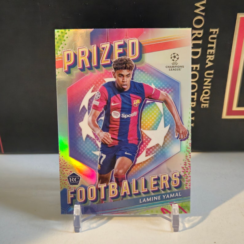 Lamine Yamal RC prized Footballers Topps Finest 2024. Barcelona. Soccer