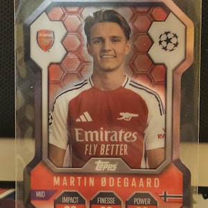 « Chrome Pro Elite Shield » de Martin Ödegaard, nouveau Topps Match Attax 2024/2025. Carte de football. Carte à collectionner. Expédition combinée. Lisez les informations.
