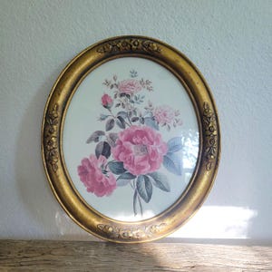 Vintage floral print framed in oval gold ornate picture frame - Vintage Hollywood regency wall art