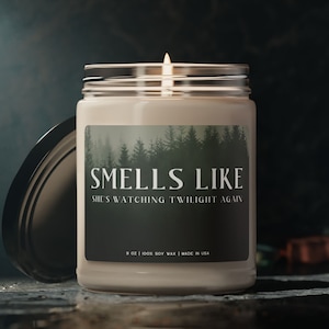 Twilight Obsession Candle - Perfect Gift for Twilight Fan, Smells Like Candle, Edward Cullen Jacob Black Bella Swan, Twilight Merch