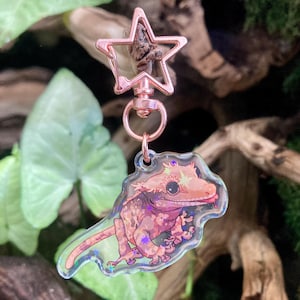 Crested Gecko Epoxy Keychain