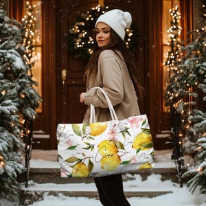 Amalfi Coast Lemon Weekender Bag l Italy Weekend Tote l Gift for Bridesmaids l Oversized Travel Tote bag l Overnight Duffel Positano lemons