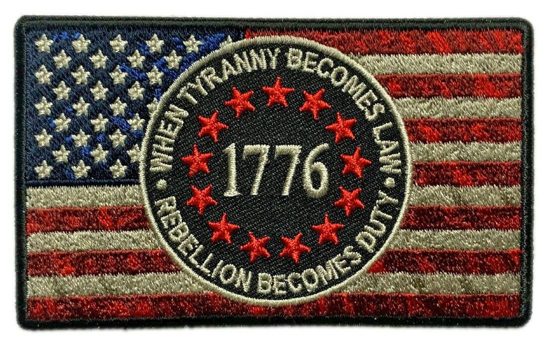 Écusson Drapeau américain en détresse 1776 : La rébellion devient un devoir (4 pouces)