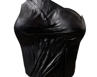 Korsett-Top aus recyceltem Leder im skulpturalen, geschmolzenen Formstil