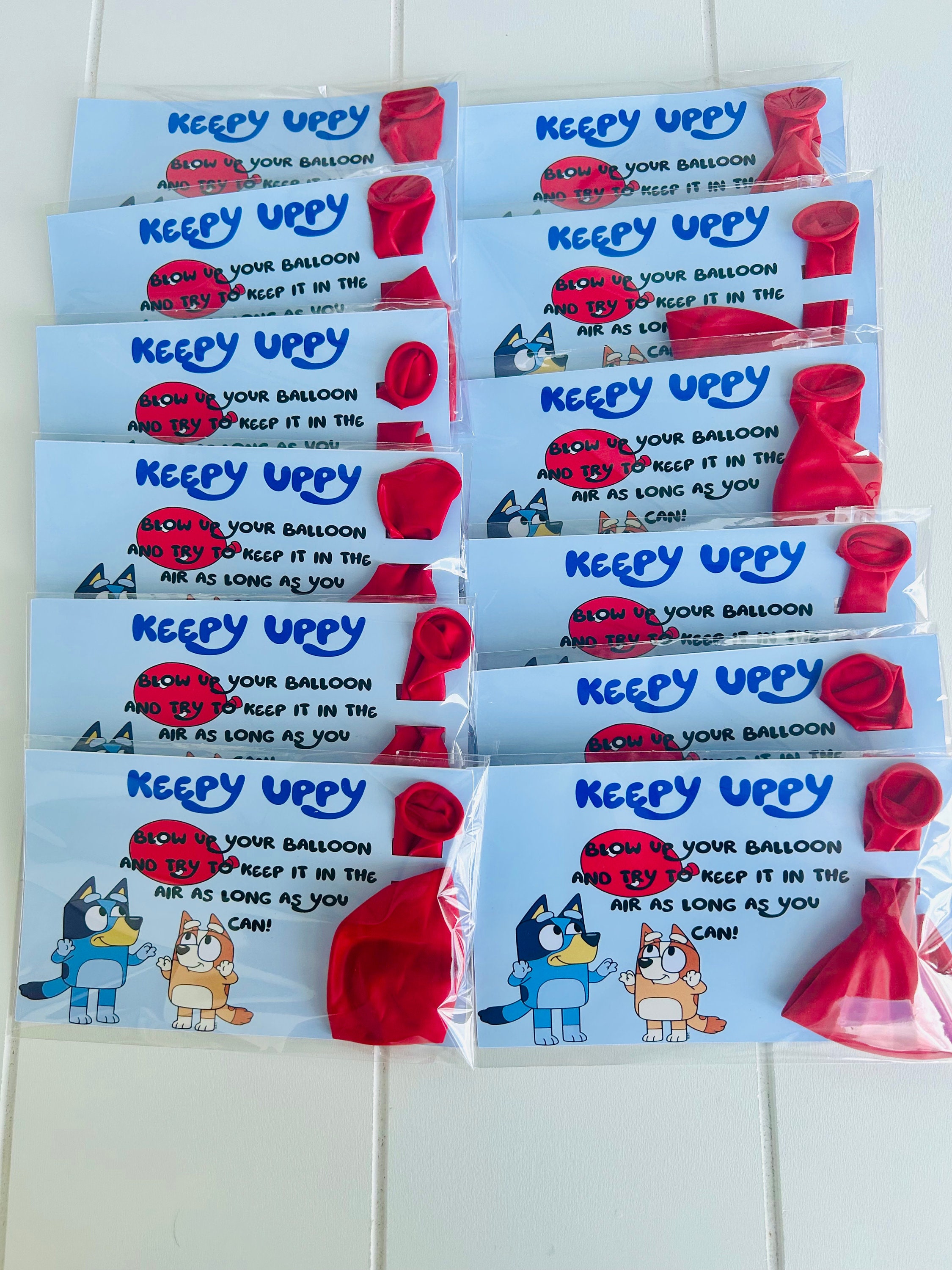 12 Bluey Keepy Uppy Cards + Balloons