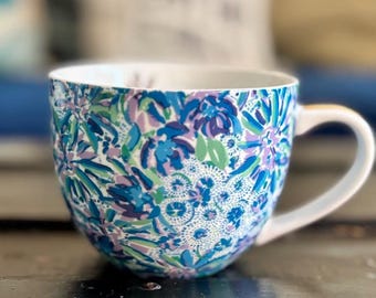 Lilly Pulitzer Ceramic Coffee Mug – Blue Floral, Gold Signature, 16 oz