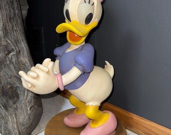 Rare Disney big fig statue Daisy Duck