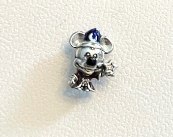 Charm Pandora in argento sterling raffigurante l'apprendista stregone Disney