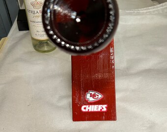 2x4 RED KC Chiefs floating wine bottle holder