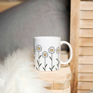 Cute Daisy Coffee Mug Boho Flower Coffee Cup Retro Daisies Tea Cup Vintage Mug Botanical Mug Flower Lover Gift For Her Spring Gift For Mom !
