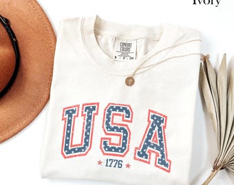 Retro USA Comfort Colors Shirt America T-Shirt Fourth Of July T Shirt for Women Vintage American Flag Shirt Patriotic Tee Red White and Blue