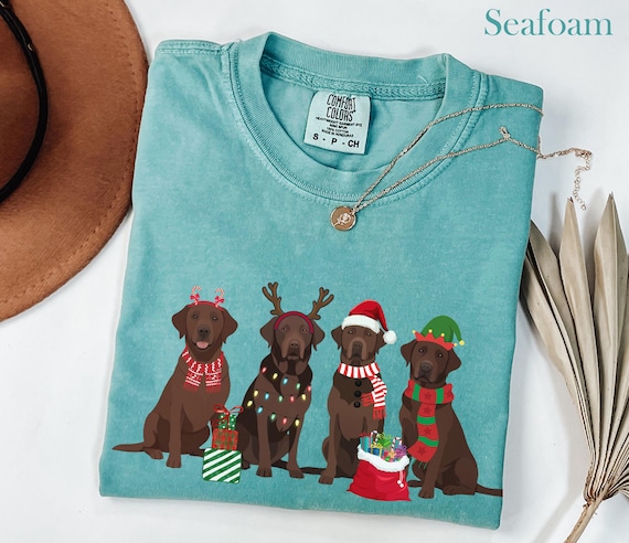 Christmas Chocolate Lab Shirt X-mas Labrador Retriever T-Shirt Xmas Holiday Dog TShirt Brown Labrador Mom Tee Lab Mama Gift for Lab Owner T