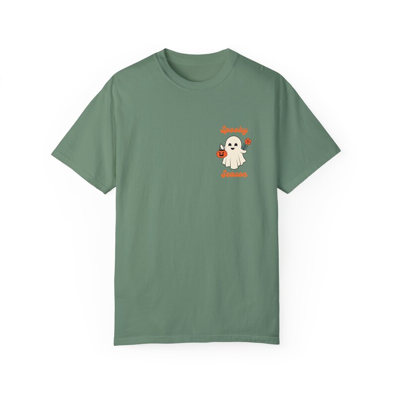 Spooky Ghost Shirt Comfort Colors Cute Ghost T Shirt Halloween Ghost Tee for Fall Graphic Tee Retro Halloween Shirt Spooky Season Fall Gift Light Green