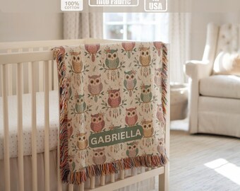 Personalized owl baby blanket, custom name woven blanket, cute pastel woodland toddler blanket gift