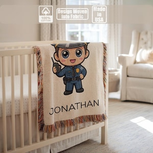 Personalisierte Babydecke, gewebte Decke, Polizeioffizier-Motiv, Kinderhelden-Thema, weiches Babygeschenk, Jungenzimmerdekor