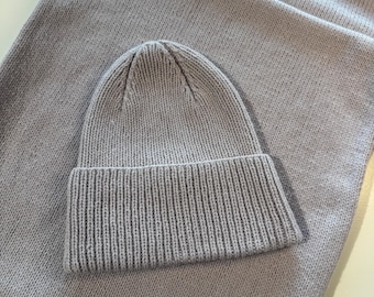 Grey Hat and Scarf Set With Silver Sparkle - Etsy display picture 1