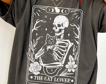 Cat Lover Tarot Card Comfort Colors® Shirt, Funny Cat Tshirt, Cat Lover Gift, Oversized Shirt, Aesthetic Graphic Retro Vintage T Shirt,