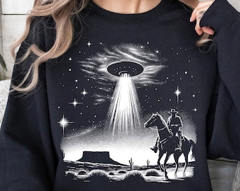 Western UFO Sweatshirt, Retro Vintage Western Shirt, Funny Sweatshirt, Alien Oversized Shirt, Trendy Women's UFO Sweatshirt, Funny UFO Gift