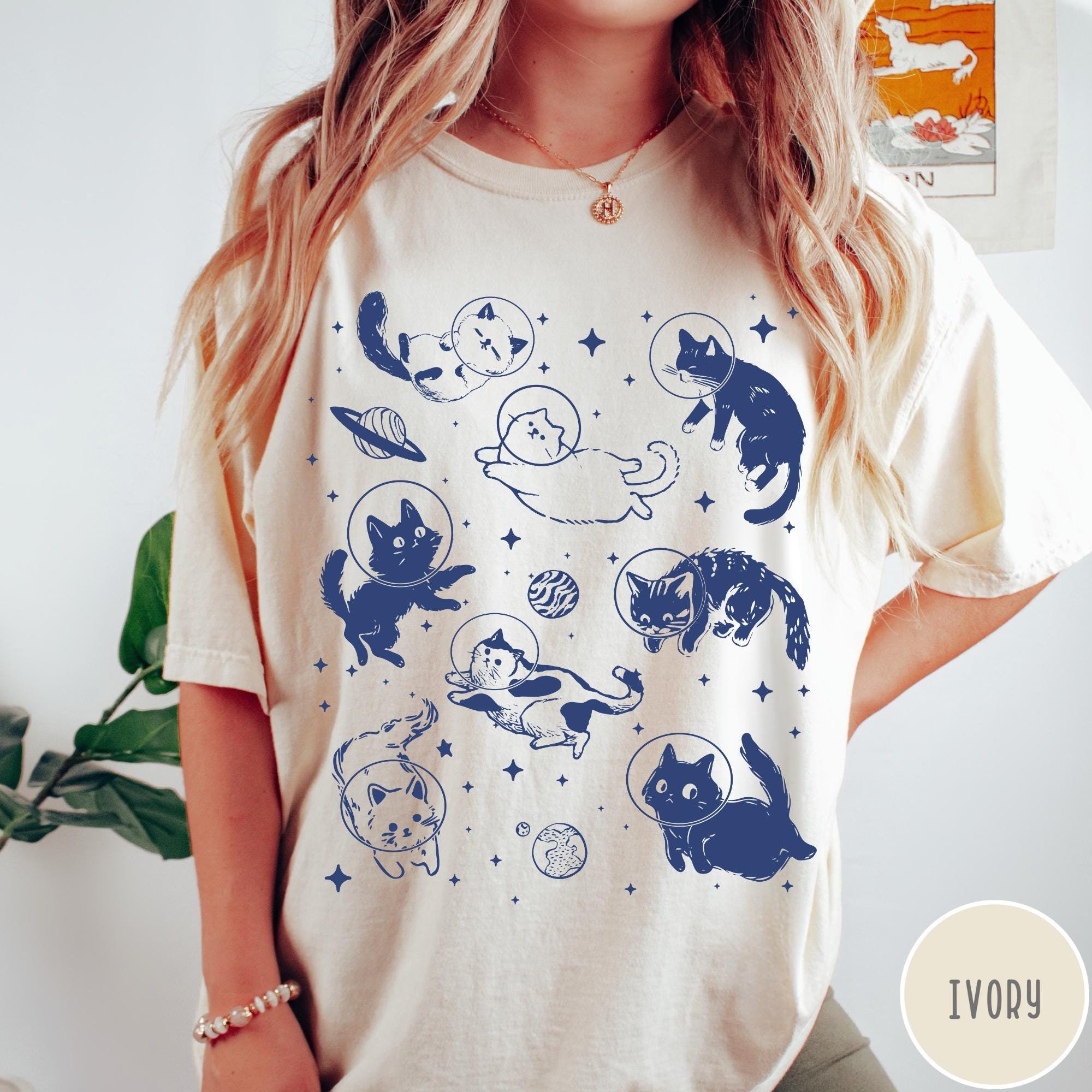 Cats in Space Comfort Colors® Shirt, Funny Cat Tshirt, Oversized Shirt, Aesthetic Graphic Retro Vintage T Shirt, Cat Lover Gift, Cat Tee