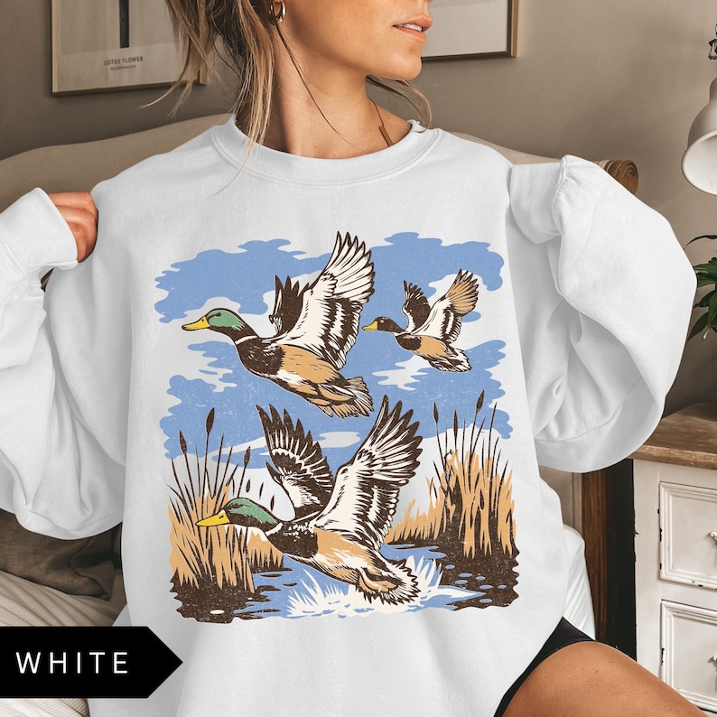 Vintage Ducks Sweatshirt - Unisex Retro Mallard Shirt White