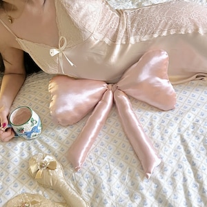 Bow Shape Pillow. Satin Bow Pillow. Coquette Room Decor. Lana Del Rey Pillow. Pink Bow Pillow. Coquette Bow Pillow. Handmade Pillow.