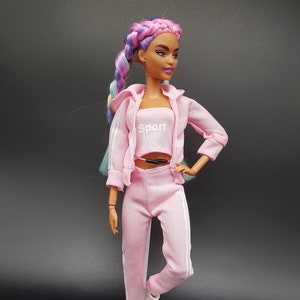 HONEY | Training outfit pink for 28-30 cm doll | Vest, top and tracksuit bottoms with sneakers | 4 piece set | Hip hop outfit for 11.5 inches