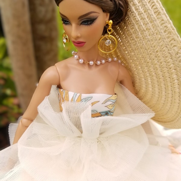 MY FAIRLADY | Romantisches 20er Jahre Kleid mit Overlay | Puppenzubehör Goldene Creolen und Strohhut| Kleid für 1:6 Miniatur Barb
