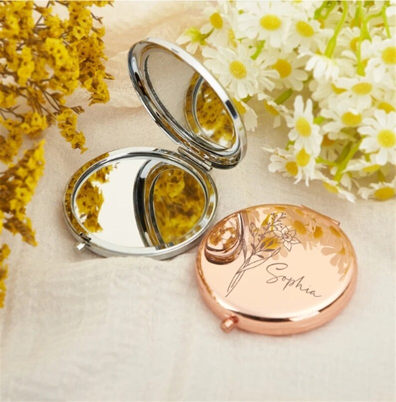 Miroir compact personnalisé Miroir fleuri pour le mois de naissance Cadeaux pour baby shower Cadeaux de mariage Cadeaux pour demoiselle d'honneur Miroir de poche gravé image 3