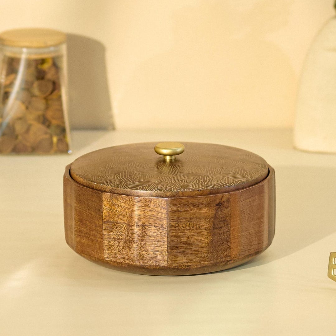 Brick Brown® Anant Wooden Roti Box With Lid | Solid Wood Chapati Box ...