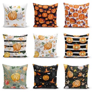 Può includere: Set di dieci federe per cuscini a tema Halloween con vari disegni di zucche. I cuscini hanno una varietà di motivi, tra cui strisce, pois e motivi floreali. Le zucche sono arancioni e hanno diverse espressioni facciali.