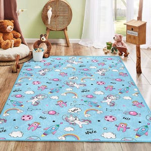 Alfombra para habitación infantil con temática de unicornio y espacio/alfombra para guardería con unicornio/alfombra para sala de juegos azul y rosa/alfombra ilustrada para habitación de bebé/alfombra para niños con estampado de dibujos animados
