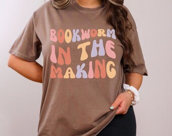 Bookworm In The Making Shirt Pregnancy Reveal Shirt Baby Announcement Shirt Expectant Pregnant Book Mom Shirt Announce Pregnancy Book Mama
