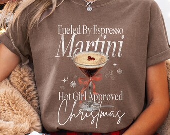 Camisa de Martini Espresso Camisa de Cóctel Navideño Camisa de Colores Confortables de Club de Cócteles Camisa Estética de Dinero Antiguo Camisa Navideña Coqueta Martini Navideño