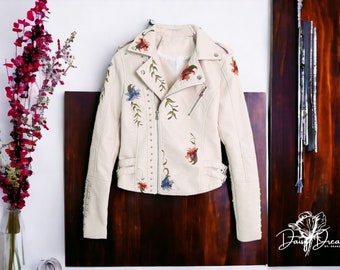 Floral Outwear Jacket | Women's Fashionable Outfit | Collar Down Style