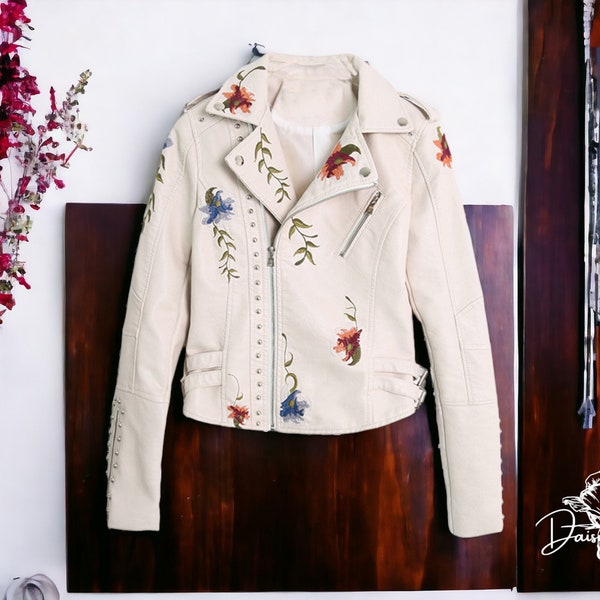 Floral Outwear Jacket | Women's Fashionable Outfit | Collar Down Style